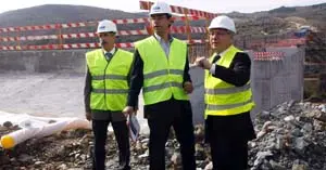 Fernando Martínez Maíllo y el presidente de la Cámara Municipal de Bragança, Antonio Jorge Nunes.