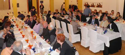  Vista do sal&oacute;n da celebraci&oacute;n. 