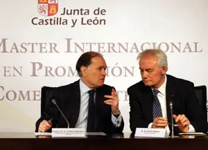 El consejero de Economía, Tomás Villanueva, en la apertura del VII Máster Internacional de Comercio Exterior.