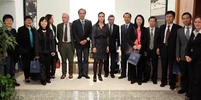  Pilar Rojo recibi&oacute; a la delegaci&oacute;n china en el Parlamento.