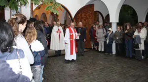 La primera parada del Via Crucis.