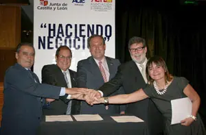 De izda. a dcha., Pedro Bello, Pedro Martín, Jesús Terciado, Santiago Aparicio y Julia Hernando.