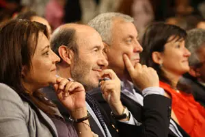 Rubalcaba y Pachi Vázquez, durante el mitin en Ourense.