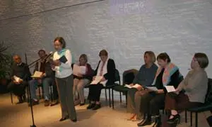  Integrantes del ‘obradoiro de declamación’, durante la celebración en el Patronato da Cultura Galega.