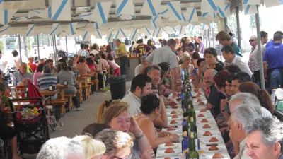 Polbo, lacón e empanada tamén tiveron o seu lugar na festa. 