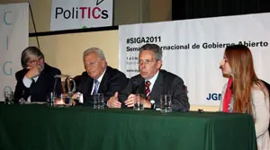El presidente de la Fundación Cigob, Luis Bavino, el coordinador ejecutivo de la Secretaría de Gabinete, Sergio Lorusso, el embajador de España, Rafael Estrella y la presidenta de la Fundación Sociedades Digitales, María Sol Tischik, la pasada