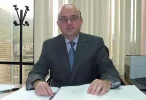 El cónsul general adjunto, Bernabé Aguilar Arigo.