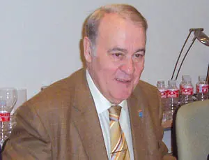 José Luis Casas Villanueva.