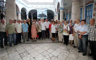  Santiago Camba, con los presidentes de los centros gallegos de La Habana.
