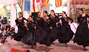  Una de las ramas de baile de Valparaiso. 