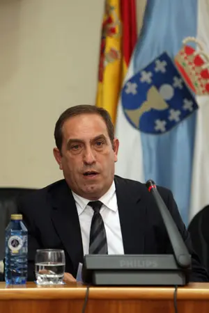   Valeriano Martínez, durante su intervención en la Comisión del Parlamento gallego. 