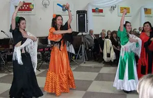  El baile corri&oacute; a cargo del grupo que representa a la &lsquo;Casa de Madrid&rsquo;.