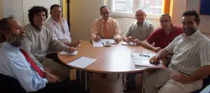  Miembros de la Plataforma durante una reuni&oacute;n.