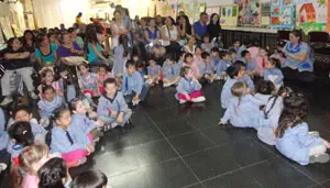 Alumnos del distrito escolar Nº6 expusieron sus trabajos en la Casa Balear de Buenos Aires.
