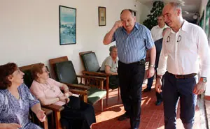 Santiago Camba, durante una anterior visita al Hogar Gallegos de Domselaar.