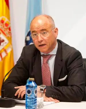   Santiago Camba, durante la presentaci&oacute;n del 'Bar&oacute;metro da Inmigraci&oacute;n'.