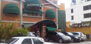  Fachada del restaurante ‘Casa Cortés’, en la urbanización Altamira de Caracas.