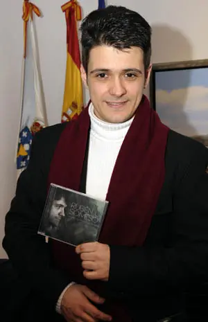  Rubén L. Someso, durante la presentación del CD en la Casa de Galicia. 
