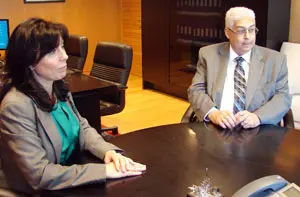 Un momento del encuentro entre Antonio Mola y Mar Pereira.