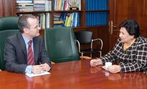 Xesús Vázquez y Ligia A. Melo, durante el encuentro.