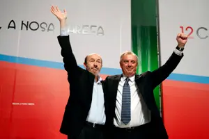  Pachi V&aacute;zquez y Alfredo P&eacute;rez Rubalcaba, en la clausura del congreso de los socialistas gallegos.