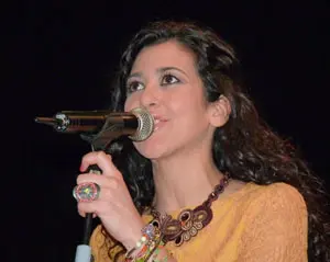 Lucía Pérez, en un momento de la actuación.