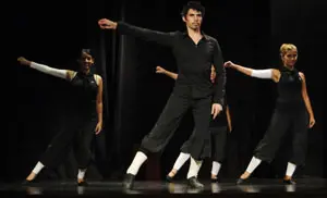 La compañía O. C. Danza actuará los próximos días 13 y 14 de abril.
