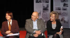 Un momento de la inauguración de la muestra.