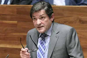 Javier Fernández, durante la sesión de investidura.