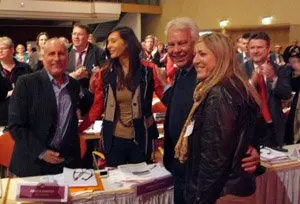 Sabater en Berlín con Felipe González