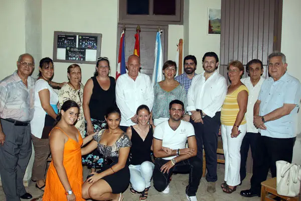 Con directiva de Ortigueira