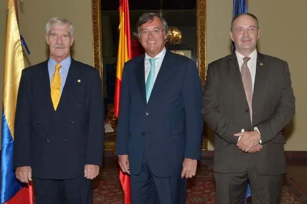 DIA HISPANIDAD 2014 10