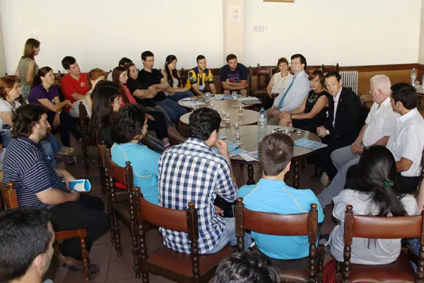 11.Reunión con jóvenes 2