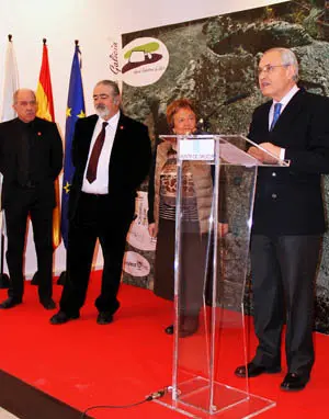 3. Gila, Paadín, Mijares y Ónega en la presentación de la Guía