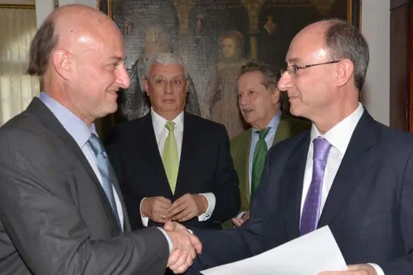 ENTREGA AYUDAS CONSEJER÷A 2015 8