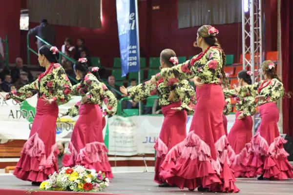 ACTO INSTITUCIONAL. UNA DE LAS ACTUACIONES....