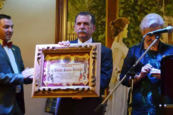 GALANIA ANDALUZA. CENA DE ETIQUETA. NOMBRAMIENTO ANDALUZ DEL AÑO 2015