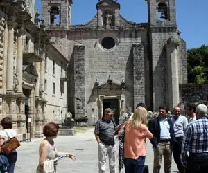 Todos en Monasterio