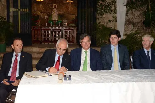 CAC MEDALLA HONOR EMIGRACI‡N 2015 4