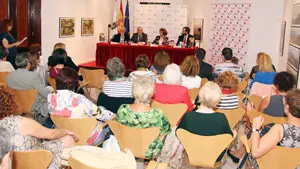 El público siguió con atención las explicaciones
