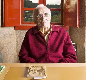 12.Xosé Neira Vilas