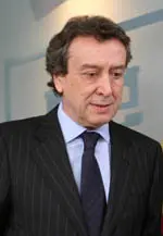 3.Santiago Juárez