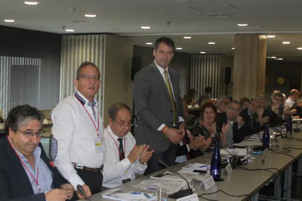 12.Valadés y Vidal