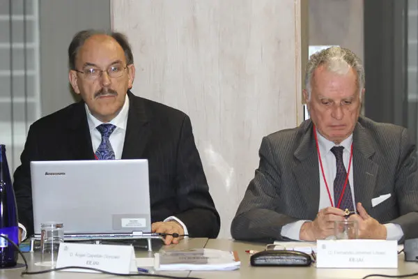 Dos de Estados Unidos