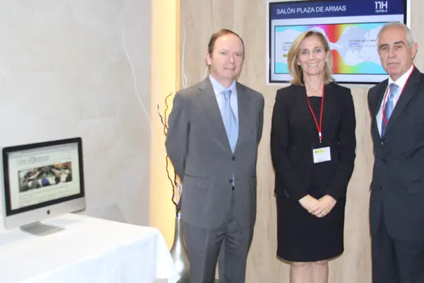 Valdéz, Del Corral, Miras en la pantalla