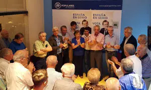 Dobarro en la pegatina de inicio de campaña