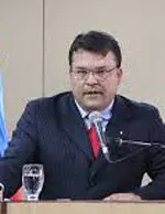 17.YOSMER ARELLÁN ZURITA