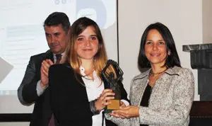 17.ANTONIETTA LEDEZMA CAPRILES PREMIOS CORTÉS DE CÁDIZ 2015