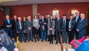 2. Foto de Familia con José Ramón Ónega y Nava Castro en primer término