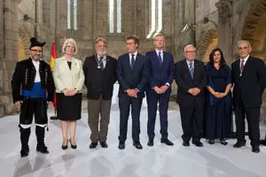 SANTIAGO
13,00 h.- O titular da Xunta de Galicia, acompañado do seu Executivo, presidirá a cerimonia de imposición das Medallas Castelao 2016. Na Igrexa de San Domingos de Bonaval. Intervención aberta aos medios. Ao finalizar, realizarase unha fotografía de grupo cos galardoados.
foto xoán crespo
28/06/16